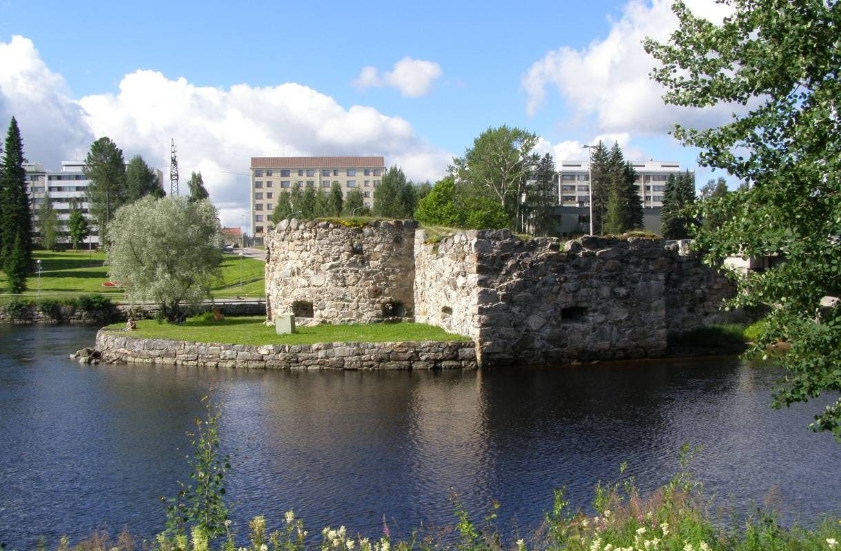 Kajaanin linna: maailman pohjoisimman kivilinnan rauniot muistuttavat kajaanilaisten sinnikyydestä