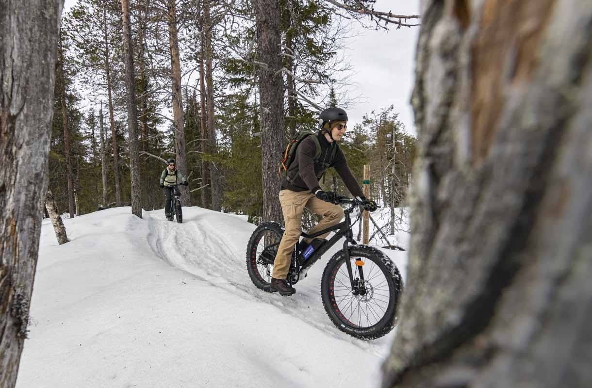 Kansallispuistoissa ennätysvilkasta – koronapandemia vahvistaa trendiä retkeilyn suosiosta