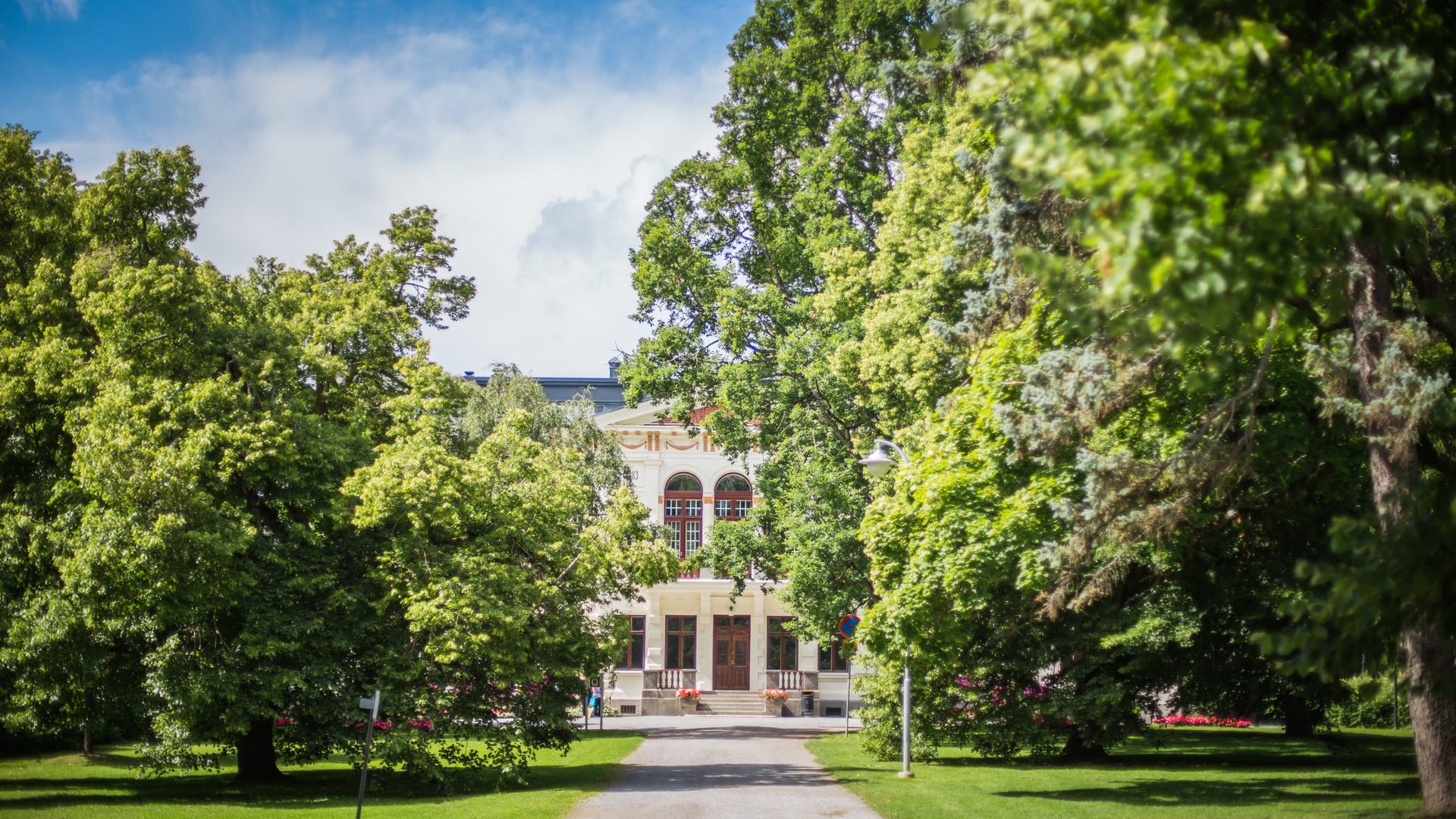 Hatanpään kartanon kesäkahvila