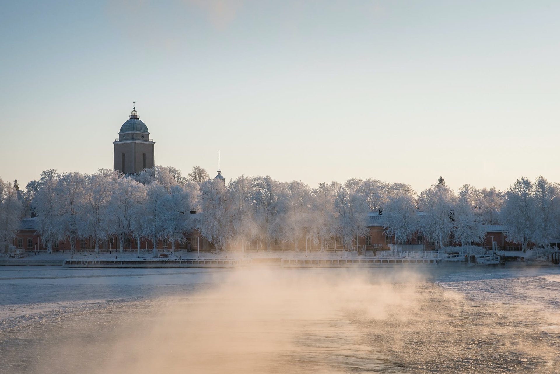 Mitä tehdä talvella Suomenlinnassa?