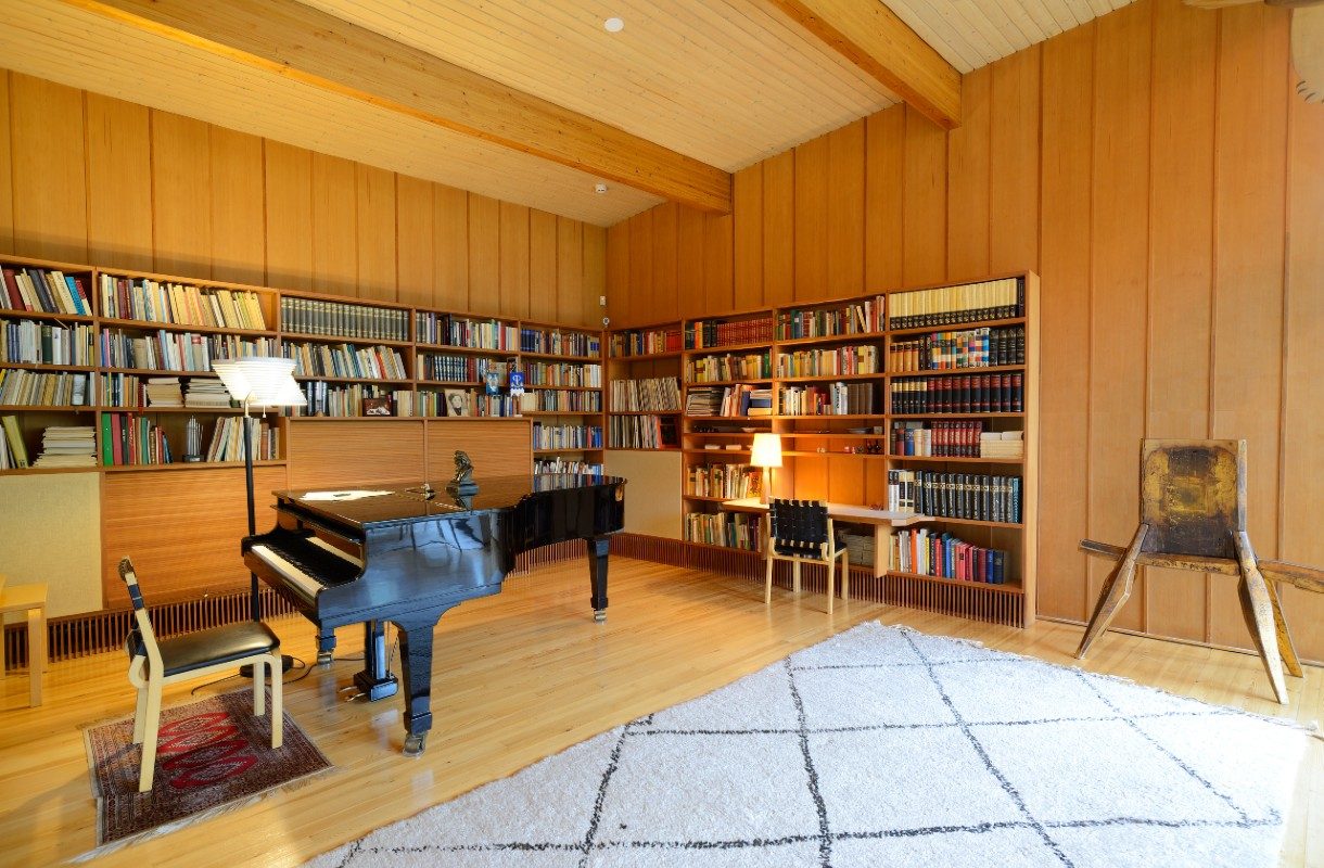 Tuusulanjärven kesä 2026: Koe kaksi säveltäjäkotia kerralla ja ihastu Suvirannan puutarhaan